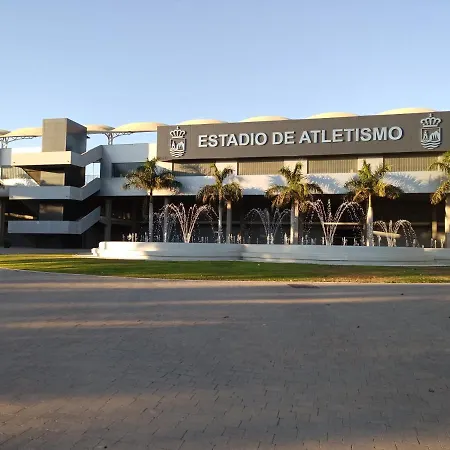 Edificio Naranjos 酒店 *